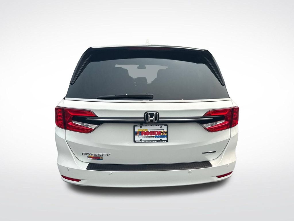 Used 2023 Honda Odyssey Touring image 4