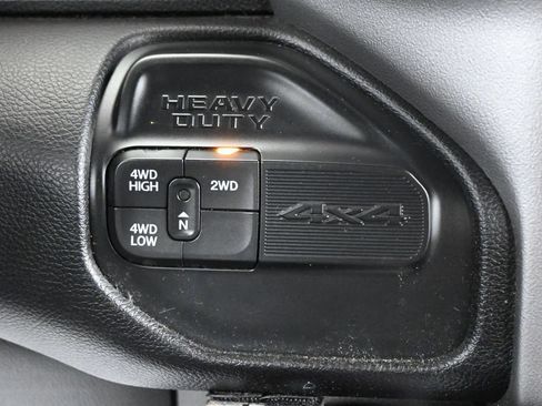 Used 2022 RAM 2500 Big Horn w/ Level C Equiment Group AWD/4WD image 21