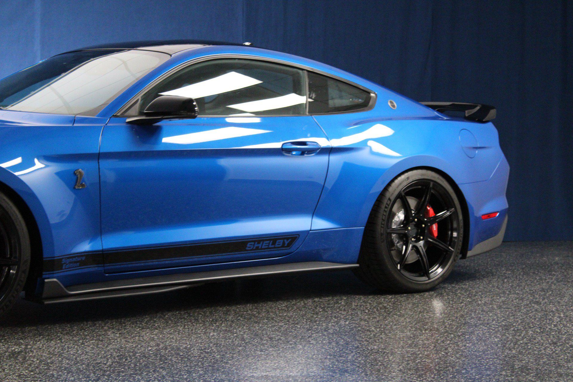 Used 2020 Ford Mustang Shelby GT500 w/ Technology Package RWD image 8