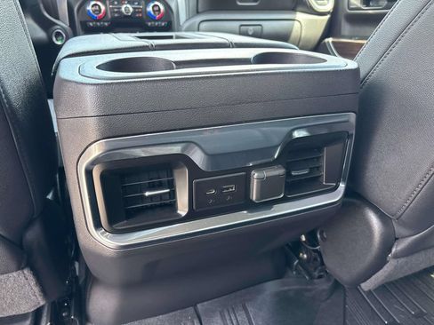 Used 2022 GMC Sierra 1500 SLT w/ SLT Premium Plus Package AWD/4WD image 15