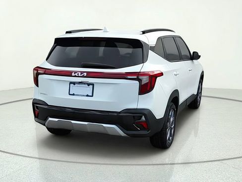 Certified 2024 Kia Seltos S FWD image 5