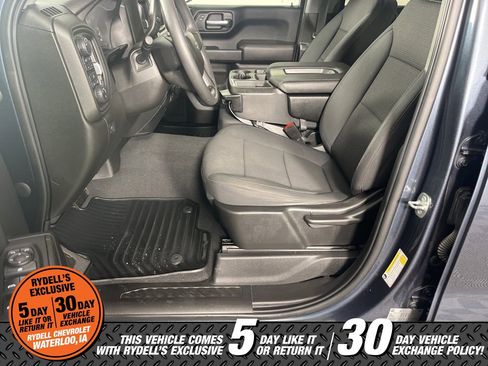 Used 2021 Chevrolet Silverado 1500 Custom Trail Boss w/ LPO, Dark Essentials Package image 13