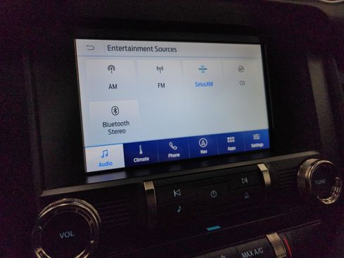 Used 2022 Ford Mustang Shelby GT500 w/ Technology Package image 41