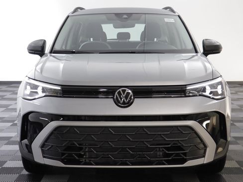 New 2026 Volkswagen Taos S image 20