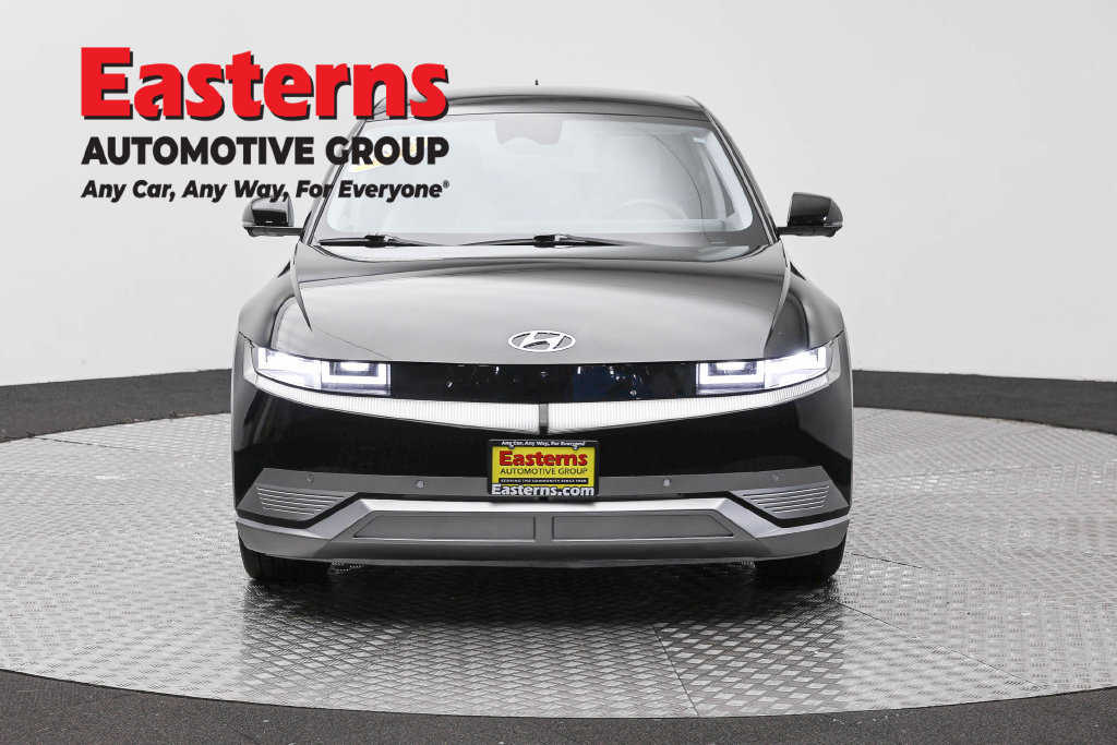 Used 2023 Hyundai Ioniq 5 Limited AWD/4WD image 3