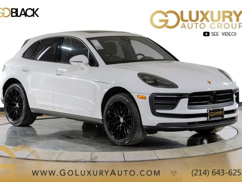 Used 2023 Porsche Macan AWD/4WD image 1
