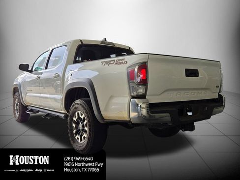 Used 2023 Toyota Tacoma TRD Off-Road RWD image 11