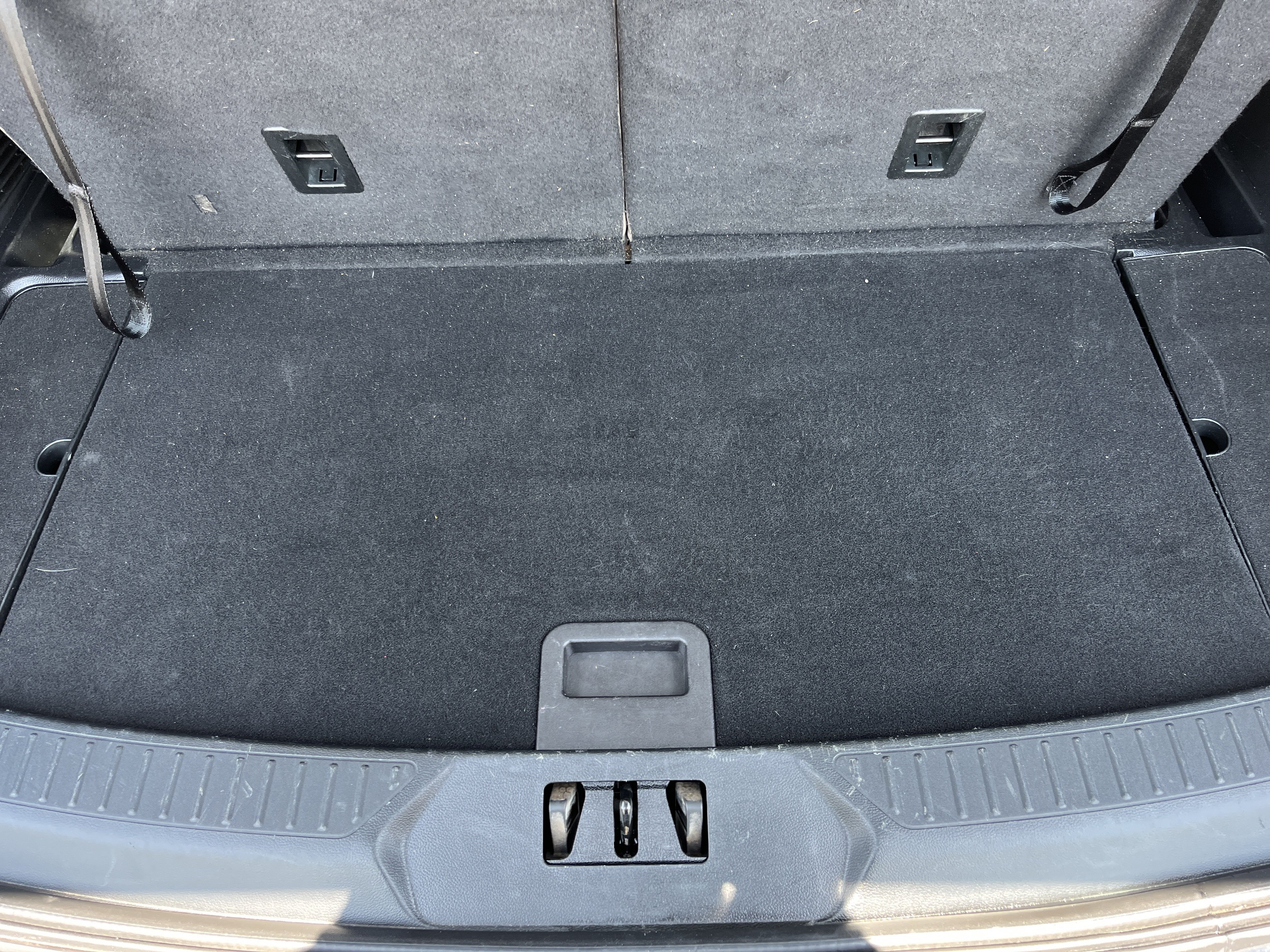 Used 2023 Ford Explorer XLT AWD/4WD image 10