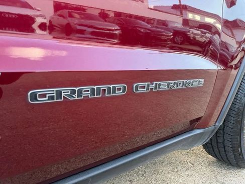 Used 2018 Jeep Grand Cherokee Limited w/ Trailer Tow Group IV RWD image 27