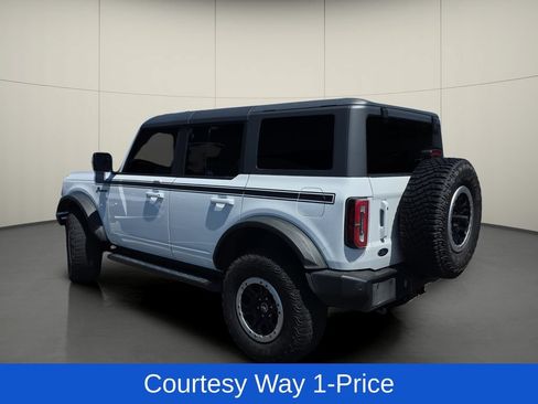 Used 2022 Ford Bronco Outer Banks w/ Sasquatch Package AWD/4WD image 6