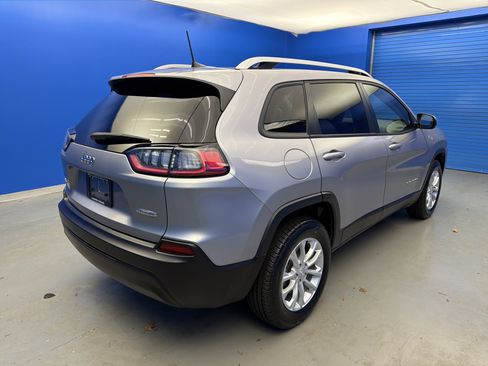 Used 2021 Jeep Cherokee Latitude image 7