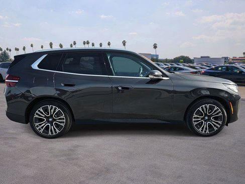 Used 2025 BMW X3 xDrive30i w/ Premium Package image 4