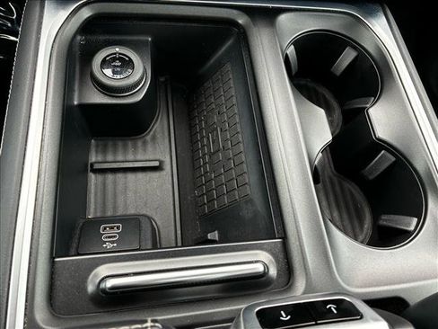 Used 2025 Ford Expedition Platinum w/ Stealth Performance Package image 14