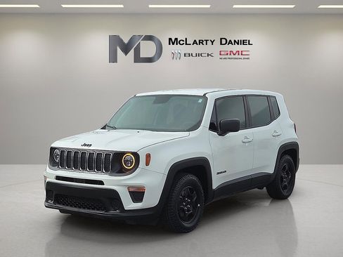 Used 2020 Jeep Renegade Sport image 2