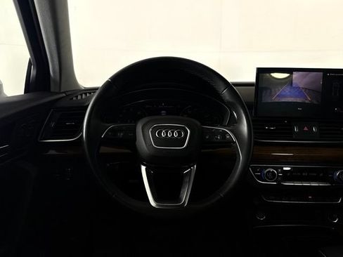 Used 2023 Audi Q5 2.0T Premium w/ Convenience Package AWD/4WD image 32