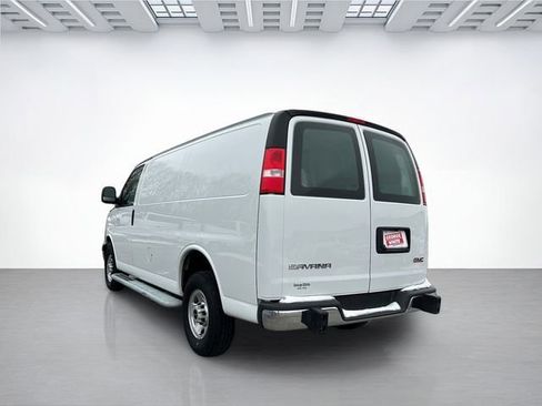 Used 2024 GMC Savana 2500 w/ Driver Convenience Package RWD image 6