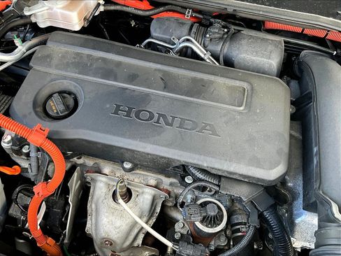 Used 2024 Honda CR-V Sport image 30
