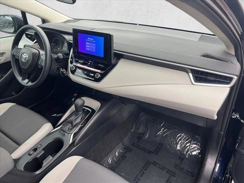 Used 2025 Toyota Corolla LE image 22