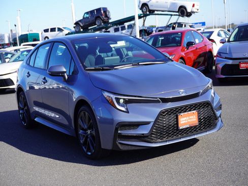 New 2026 Toyota Corolla SE image 1