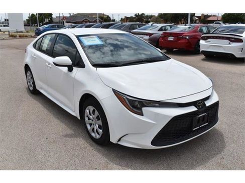 Certified 2022 Toyota Corolla LE FWD image 8