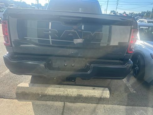 Used 2026 RAM 2500 Big Horn AWD/4WD image 5