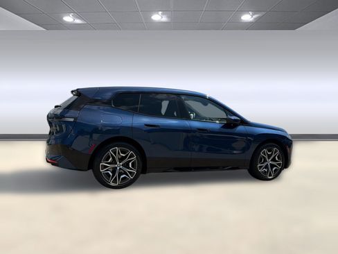 Certified 2024 BMW iX xDrive50 w/ Sport Package AWD/4WD image 25