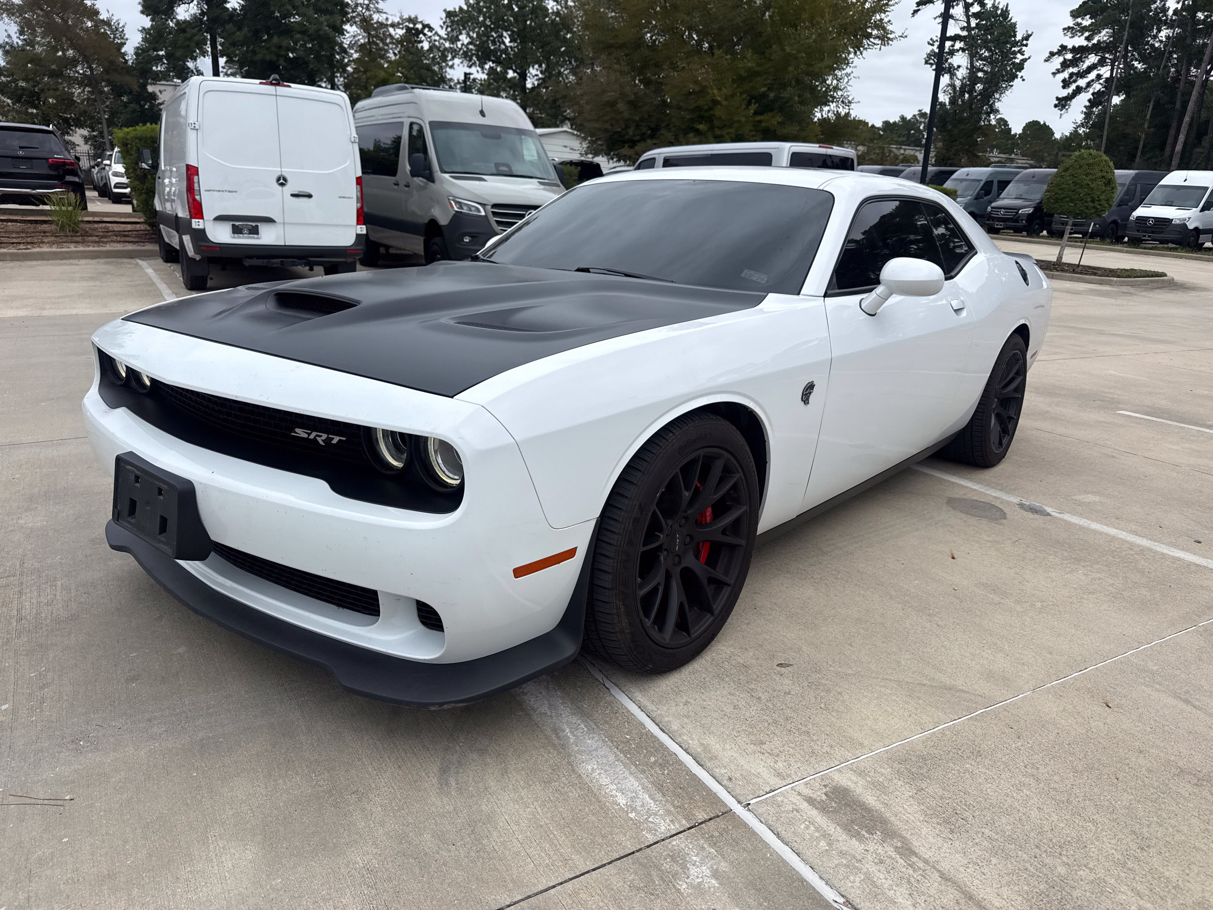 Used 2016 Dodge Challenger SRT Hellcat RWD image 8