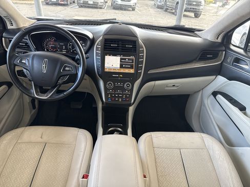 Used 2018 Lincoln MKC Black Label FWD image 16