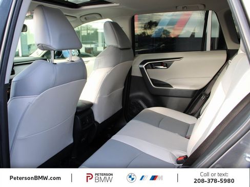 Used 2023 Toyota RAV4 XLE Premium image 38