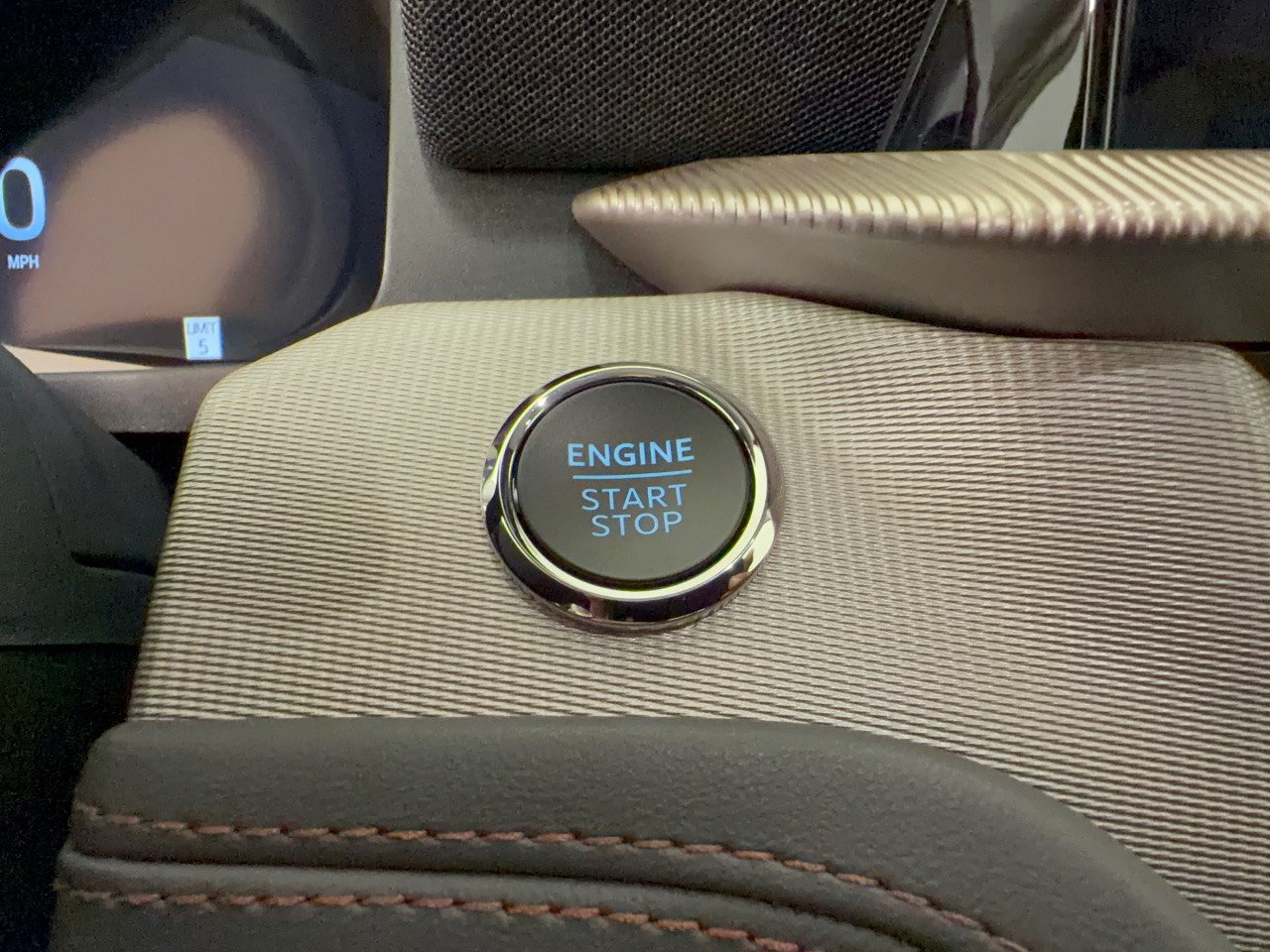 Certified 2025 Ford Explorer Active RWD image 20