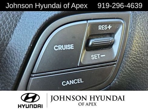 Used 2018 Hyundai Santa Fe SE image 34