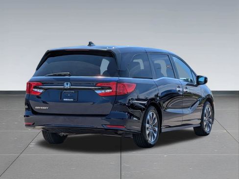 Certified 2023 Honda Odyssey EX-L image 5