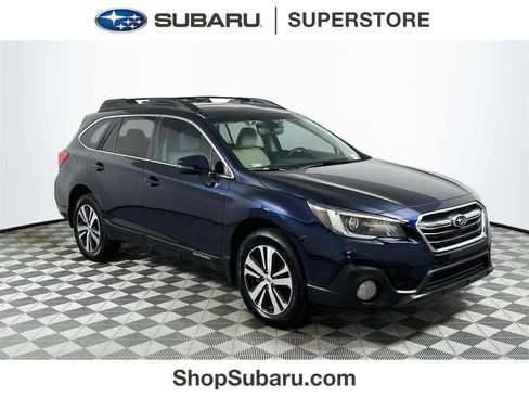 Used 2018 Subaru Outback 2.5i Limited AWD/4WD image 1