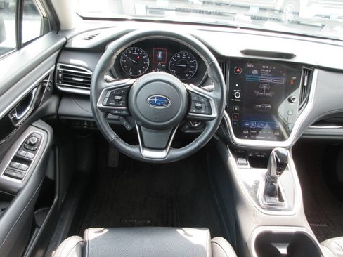 Used 2020 Subaru Outback Limited AWD/4WD image 14