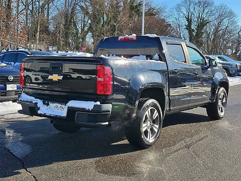Used 2018 Chevrolet Colorado W/T w/ Custom Special Edition image 7