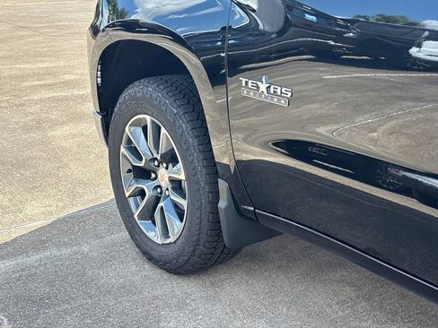 New 2026 Chevrolet Silverado 1500 LT w/ Texas Edition Plus AWD/4WD image 15