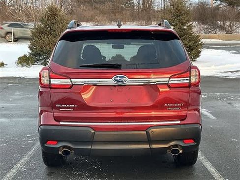 Used 2022 Subaru Ascent Touring image 4