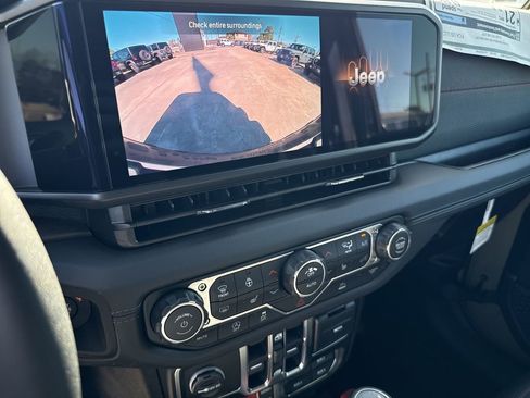 New 2026 Jeep Wrangler Unlimited Rubicon image 21