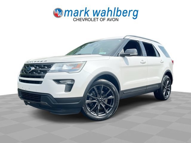 Used 2018 Ford Explorer XLT w/ Equipment Group 202A AWD/4WD image 1