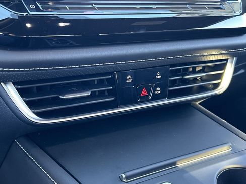 New 2026 Volkswagen Atlas Cross Sport SE FWD image 23