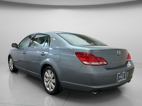 Used 2006 Toyota Avalon XLS image 5