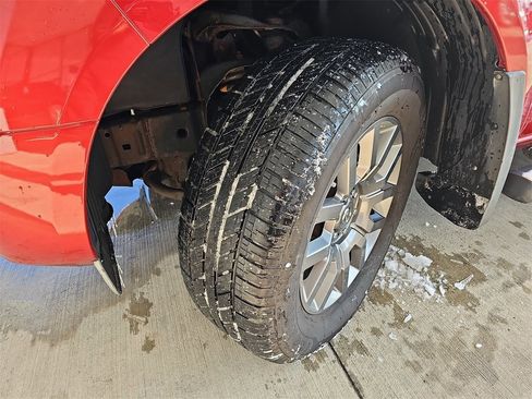 Used 2012 Nissan Frontier SV w/ Sport Appearance Pkg image 27