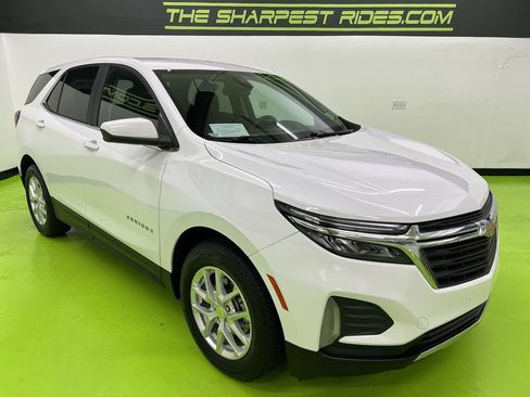 Used 2022 Chevrolet Equinox LT FWD image 2