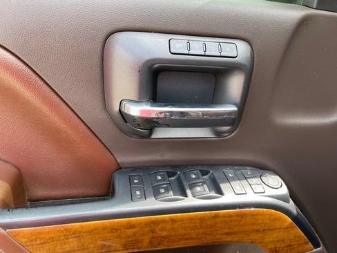 Used 2016 Chevrolet Silverado 2500 High Country w/ Duramax Plus Package AWD/4WD image 14