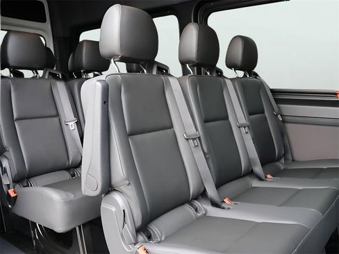 New 2025 Mercedes-Benz Sprinter 2500 image 17