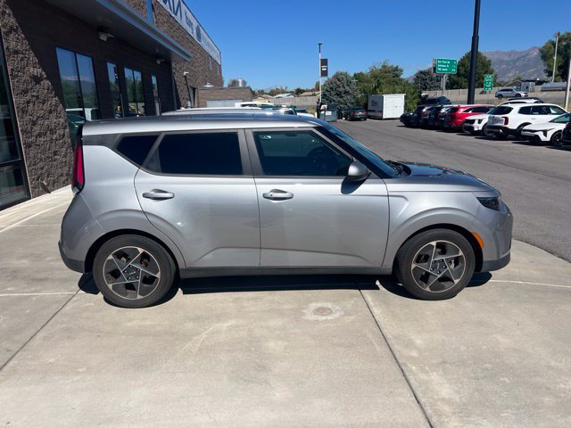 Used 2023 Kia Soul EX FWD image 6