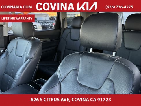Certified 2022 Kia Telluride EX w/ EX Premium Package image 16
