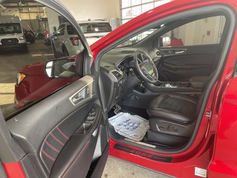 Used 2022 Ford Edge ST-Line AWD/4WD image 16