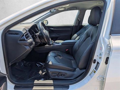 Used 2023 Toyota Camry SE FWD image 14