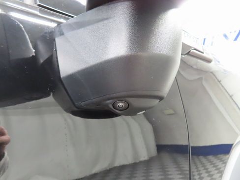 Used 2025 GMC Sierra 2500 AT4X image 57